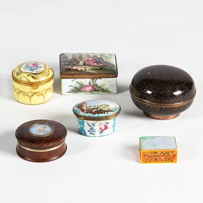 Scatoline, composizione in ceramica, legno e metallo (sec. XIX-XX)