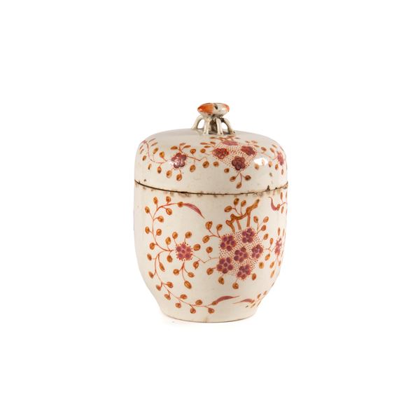 Vaso con coperchio, Cina, sec. XIX  - Asta Arredi, mobili e oggetti d'arte - Poggio Bracciolini Casa d'Aste