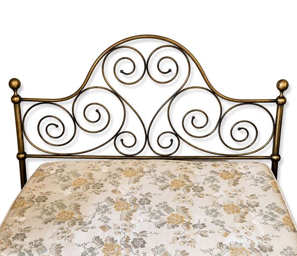 



Letto matrimoniale, sec. XX   - Asta Mobili, arredi e oggetti d'arte - Poggio Bracciolini Casa d'Aste