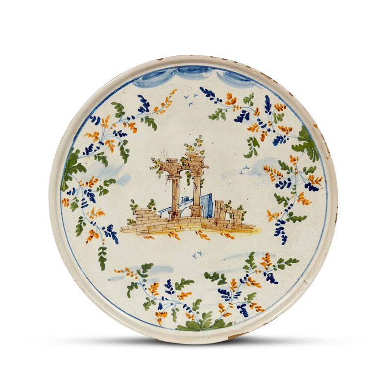 Lodi, Alzata in maiolica dipinta a “al castelletto”, sec. XVIII