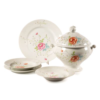 Richard Ginori, Servizio di piatti in porcellana bianca con decoro floreale (sec. XX)