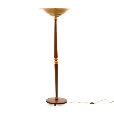 Piantana in stile Art Déco, struttura e base in legno con cappello in metallo dorato